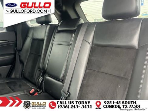 Used 2018 Jeep Grand Cherokee Altitude RWD image 13