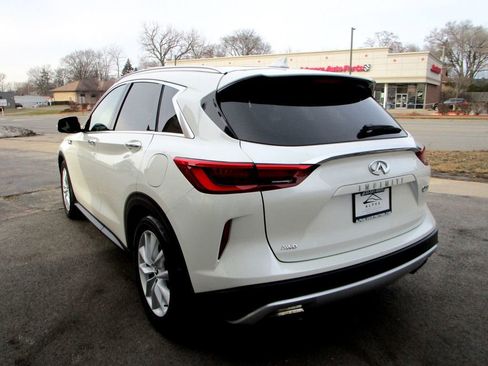 Used 2019 INFINITI QX50 Essential w/ Premium Heat Package image 10