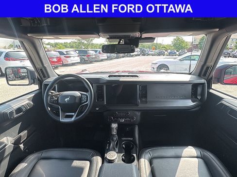 Used 2025 Ford Bronco Badlands AWD/4WD image 15