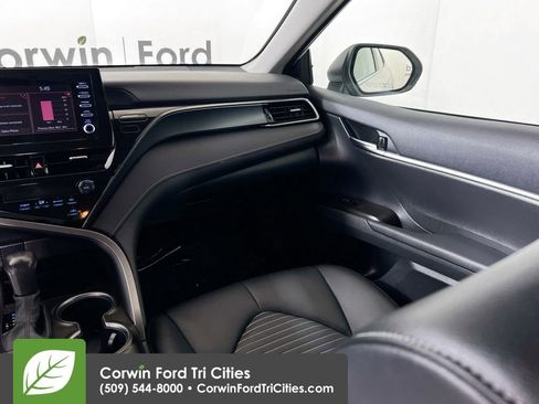 Used 2024 Toyota Camry SE FWD image 25