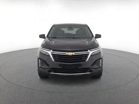 Used 2022 Chevrolet Equinox LT FWD image 2