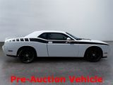 Used 2014 Dodge Challenger SXT image 2