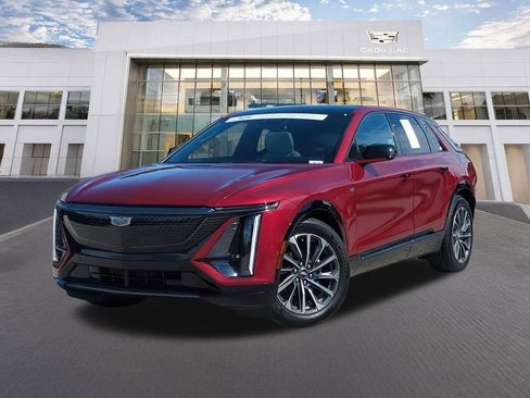Used 2024 Cadillac Lyriq Sport image 1