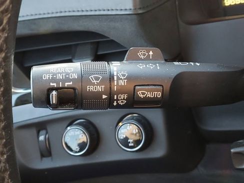 Used 2015 Cadillac Escalade ESV Platinum image 23