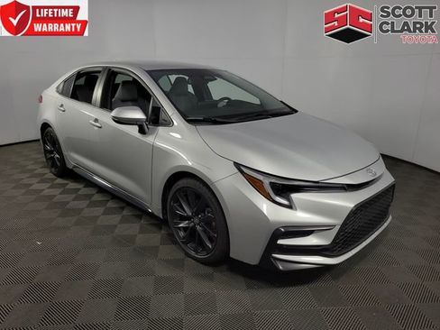 Used 2024 Toyota Corolla SE image 1