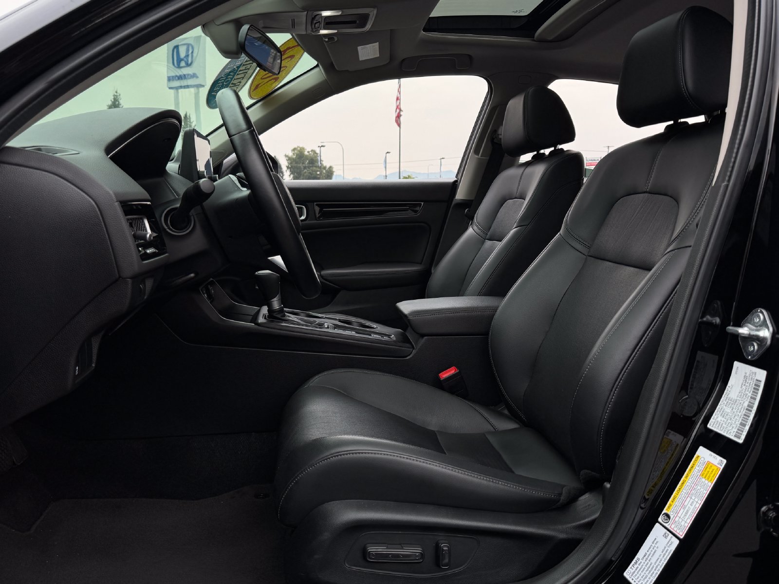 Used 2024 Honda Civic EX-L image 12