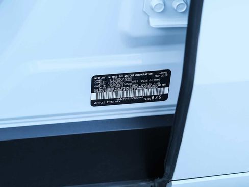 Used 2023 Mitsubishi Outlander SEL FWD image 56