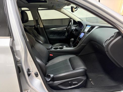 Used 2014 INFINITI Q50 AWD w/ Navigation Package image 21