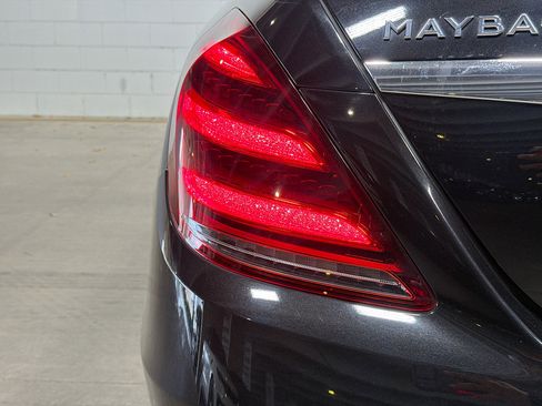 Used 2020 Mercedes-Benz Maybach S 560 4MATIC image 11