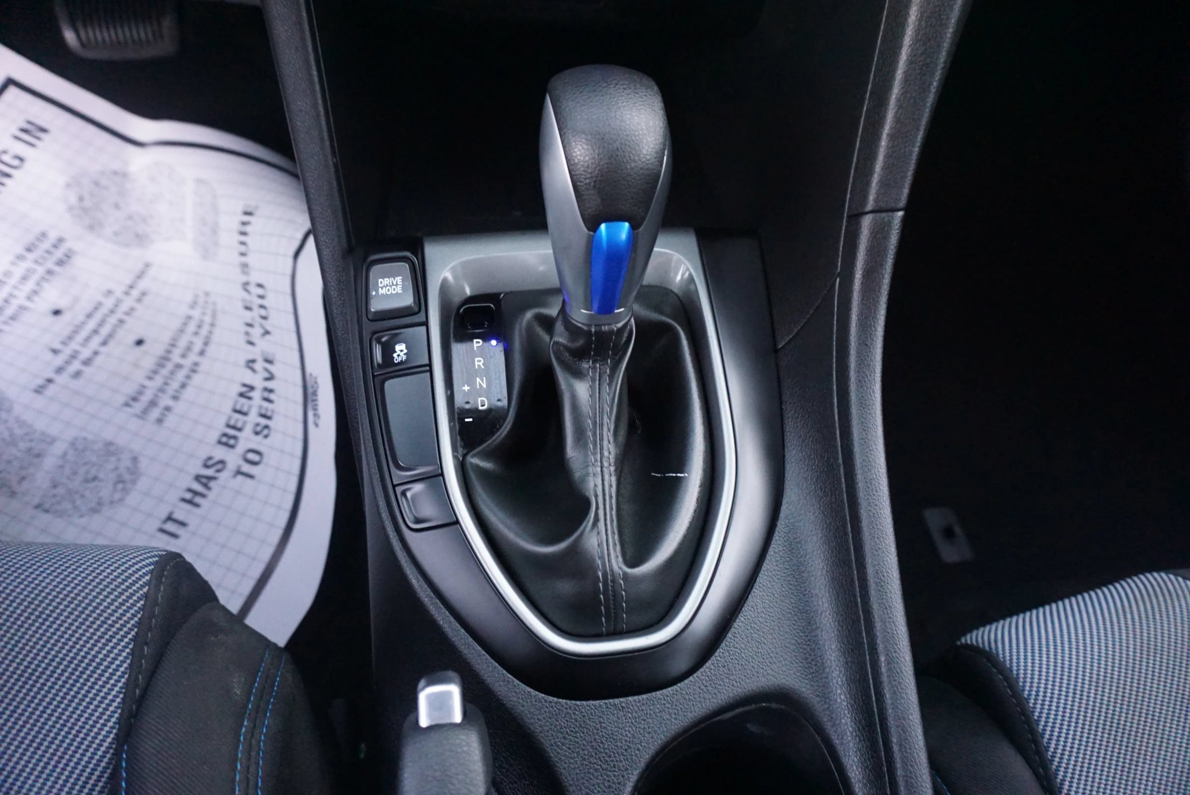 Used 2019 Hyundai Veloster 2.0 FWD image 9