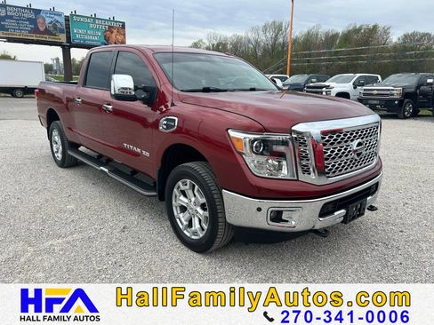 Used 2016 Nissan Titan SL image 7