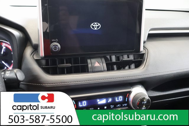 Used 2025 Toyota RAV4 XLE AWD/4WD image 19