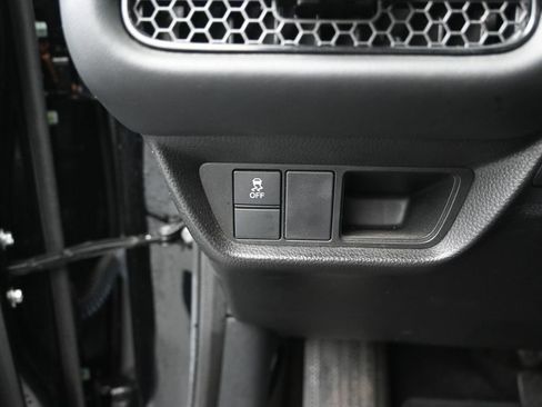 Certified 2023 Honda HR-V LX image 19