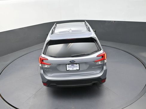 Used 2023 Subaru Forester Premium image 20