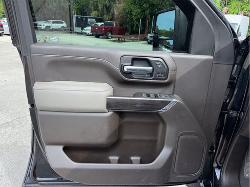 Used 2022 Chevrolet Silverado 2500 LTZ AWD/4WD image 17
