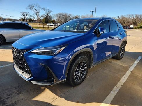 Used 2025 Lexus NX 250 FWD w/ Accessory Package (2T) image 2