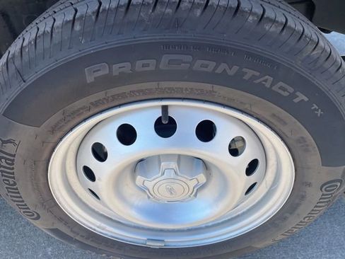 Used 2025 Ford Maverick XL w/ Equipment Group 102A image 21