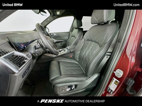 Used 2025 BMW X7 xDrive40i AWD/4WD image 21