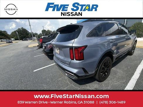Used 2023 Kia Sorento SX AWD/4WD image 9