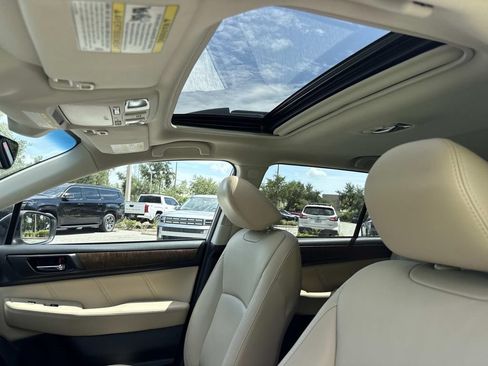 Used 2018 Subaru Outback 2.5i Limited AWD/4WD image 30