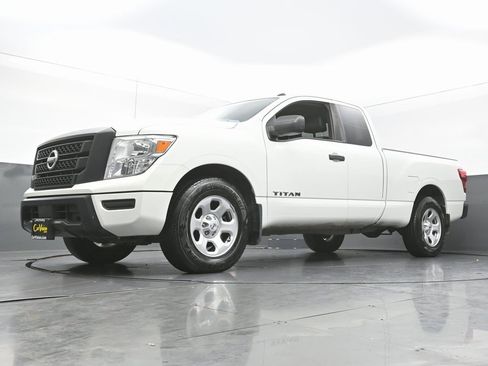 Used 2021 Nissan Titan S w/ S Utility Package image 45