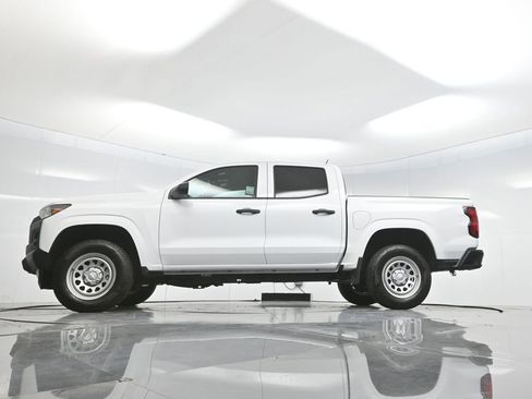 Used 2024 Chevrolet Colorado W/T w/ WT Convenience Package image 7