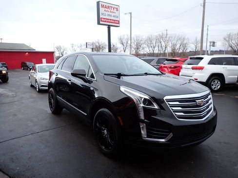 Used 2017 Cadillac XT5 Luxury image 1