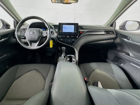 Used 2024 Toyota Camry LE FWD image 17