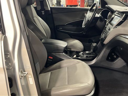 Used 2017 Hyundai Santa Fe Sport image 28