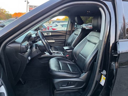 Used 2022 Ford Explorer Limited w/ Hybrid Equipment Group 310A image 9