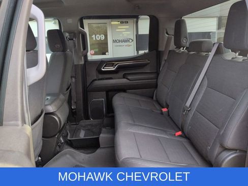 Used 2024 Chevrolet Silverado 1500 LT image 25