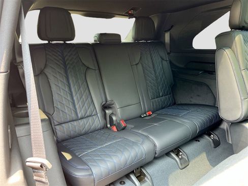 New 2025 Cadillac Escalade IQ Luxury 1 w/ Smart Trailering package image 30