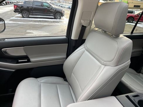 Used 2025 Ford Expedition Max Active image 19