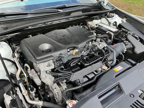 Used 2024 Toyota Camry LE image 11