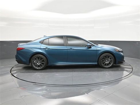 New 2026 Toyota Camry SE image 8