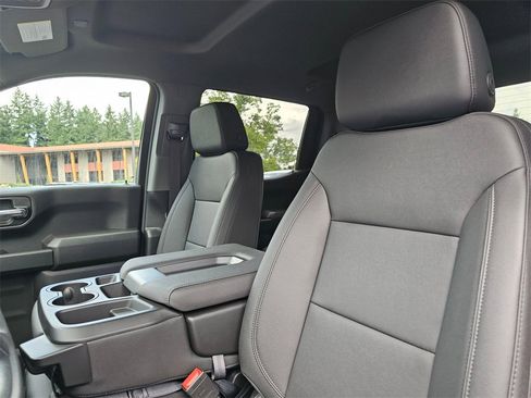 Used 2025 Chevrolet Silverado 1500 W/T w/ WT Value Package image 22