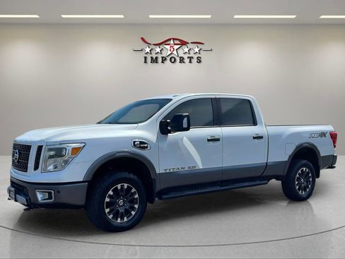 Used 2017 Nissan Titan PRO-4X image 2