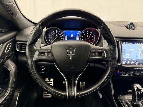 Used 2018 Maserati Levante GranSport AWD/4WD image 12
