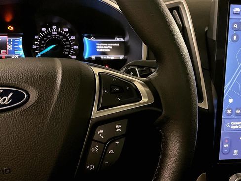 Used 2021 Ford Edge SEL w/ Convenience Package AWD/4WD image 24