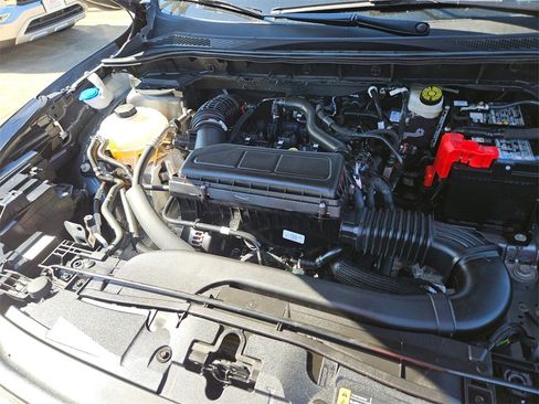 Used 2025 Ford Escape ST-Line image 23