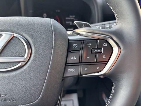 Used 2025 Lexus LX 700h Overtrail AWD/4WD image 16