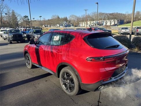 Used 2024 Dodge Hornet R/T Plus w/ R/T Blacktop Package image 6