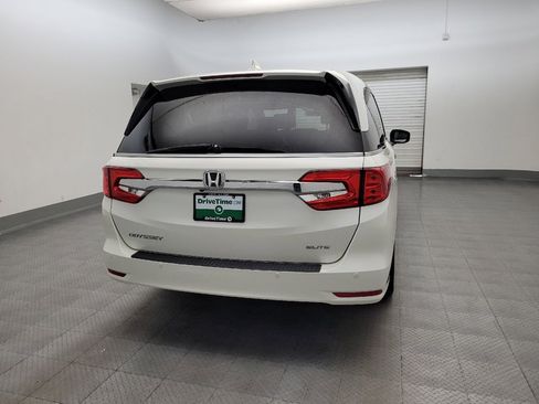 Used 2018 Honda Odyssey Elite image 7