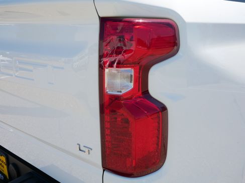 Used 2019 Chevrolet Silverado 1500 LT w/ All-Star Edition AWD/4WD image 17
