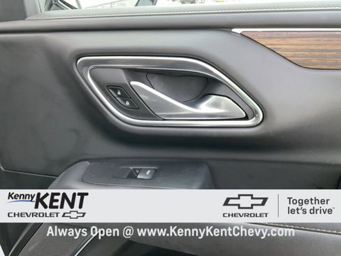 Certified 2022 Chevrolet Tahoe High Country w/ Premium Package image 22