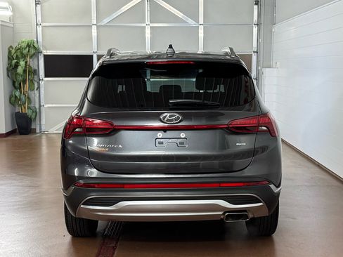 Used 2022 Hyundai Santa Fe SEL w/ Convenience Package image 4