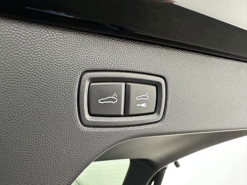 Certified 2024 Porsche Macan Turbo Electric image 39