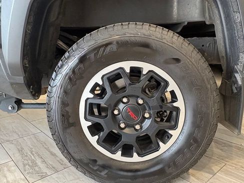 Used 2024 Toyota Tacoma TRD Off-Road AWD/4WD image 9