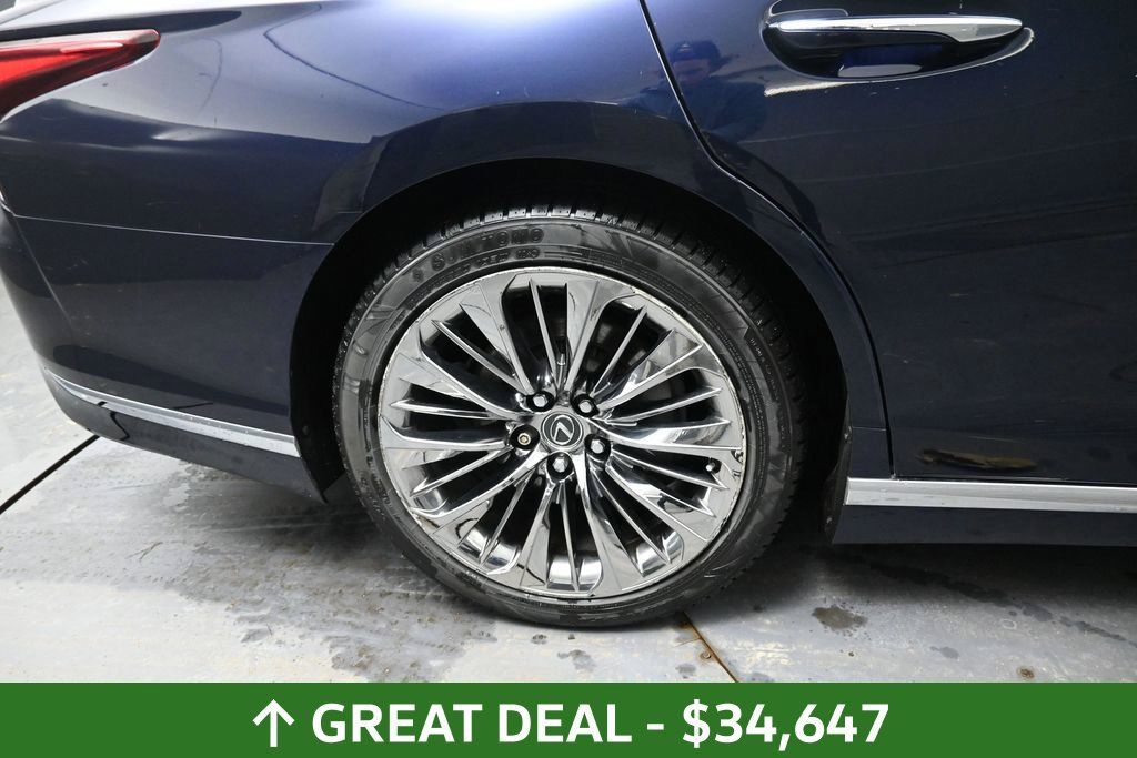 Used 2018 Lexus LS 500 AWD w/ Interior Upgrade Package image 17