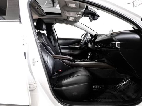 Used 2021 MAZDA CX-30 FWD 2.5 S w/ Premium Package image 35